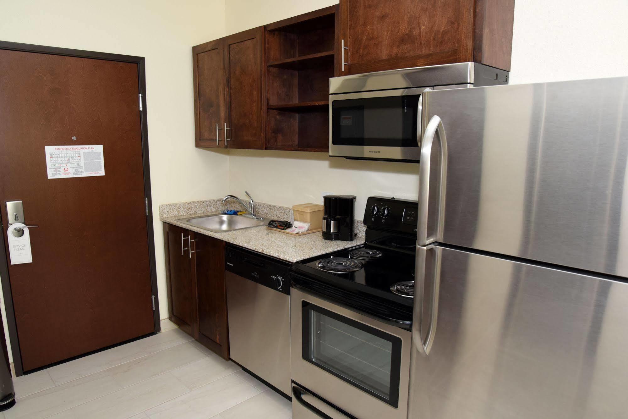 Home Away Kitchen Suites Enid المظهر الخارجي الصورة