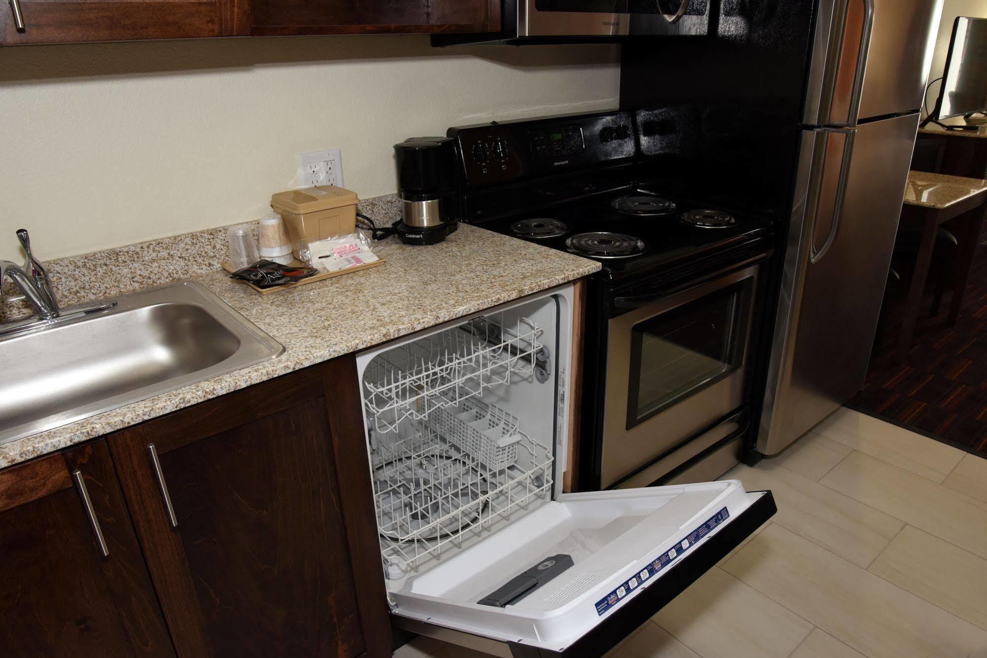 Home Away Kitchen Suites Enid المظهر الخارجي الصورة